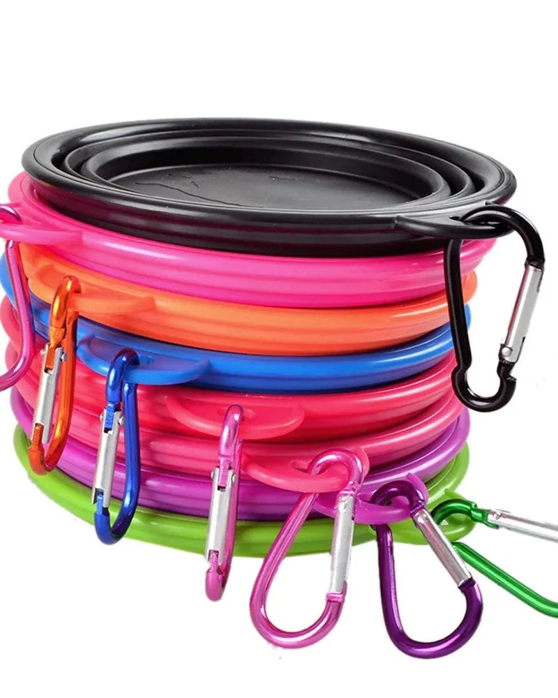 Eight Fold-Flat Bowls stacked with their carabiners